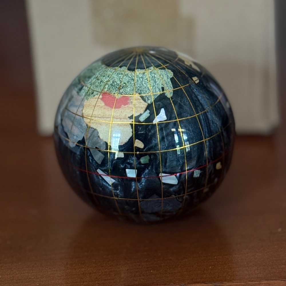 Smithsonian Blue Mineral Globe Paperweight - Picture 4 of 4